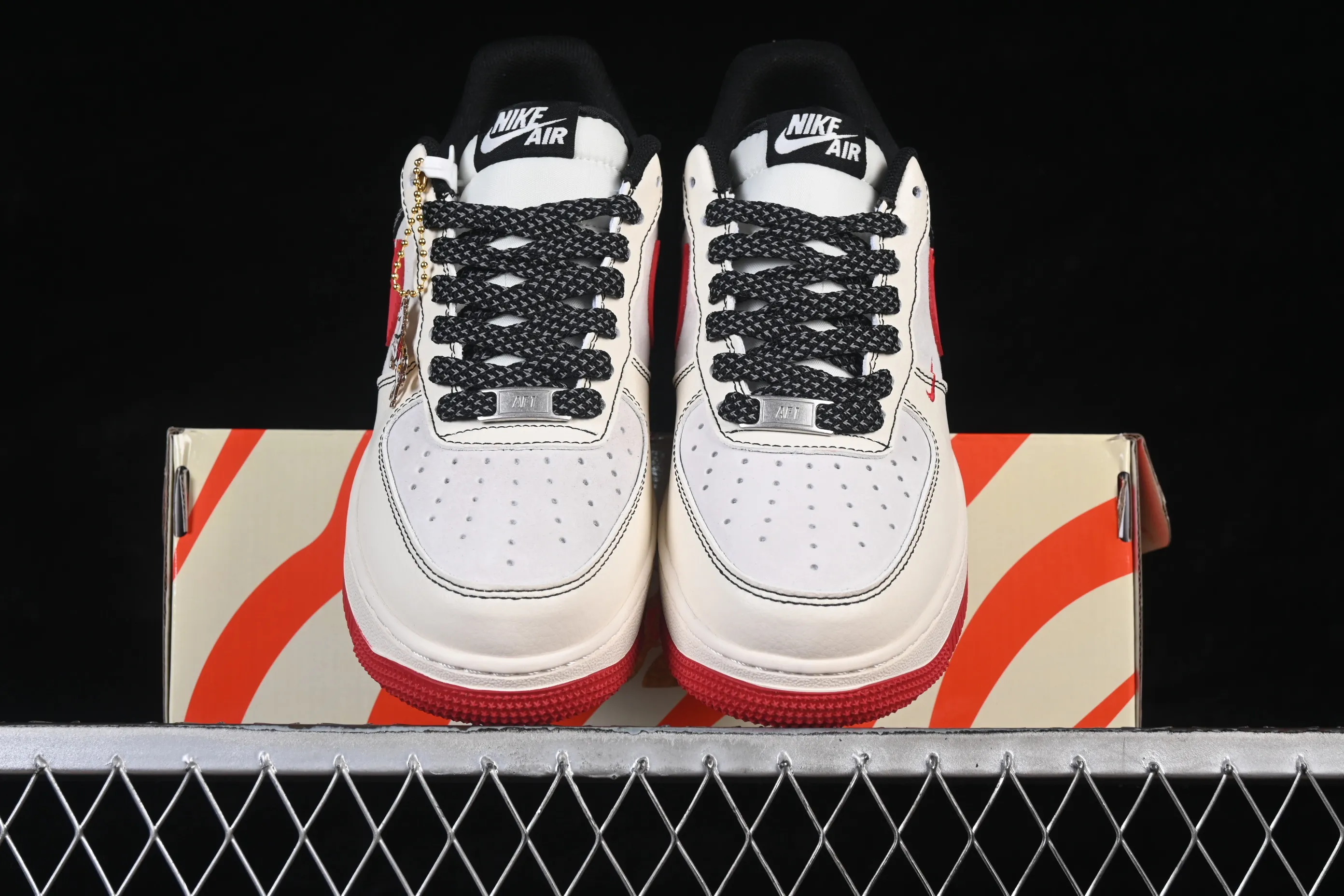 All categories Nk Air Force 1 Air Force series Nk Air Force 1 Low Air Force low-top Nike Air Force 1'07 Low Year of the Horse limited edition Double hook Air Force 1 low-top casual sneakers HT5088-620